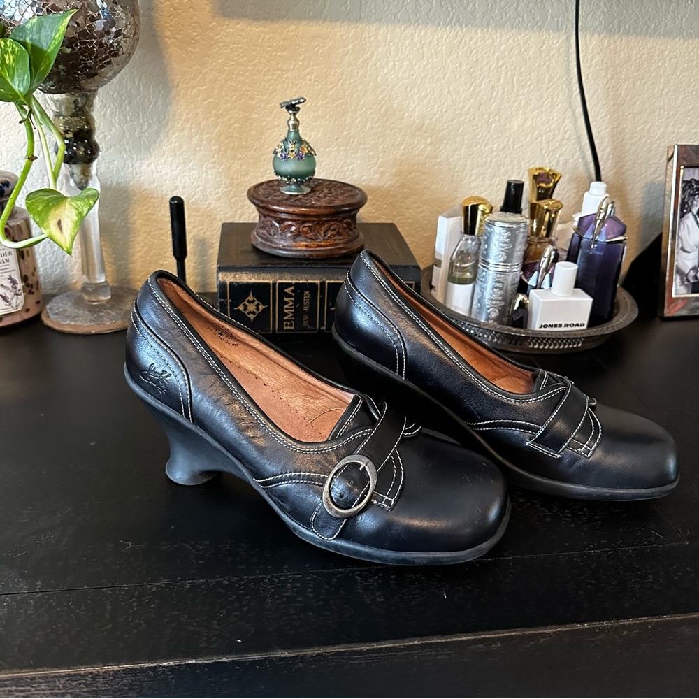 Stylish Black Women's Fluevog Wedge Heel Shoes w/ Buckle